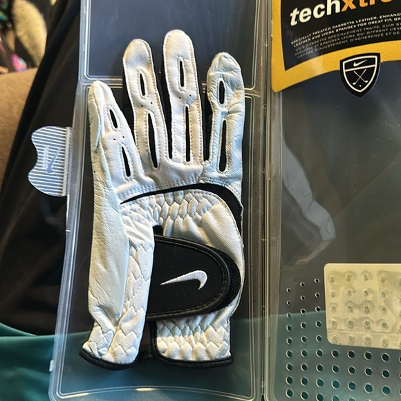 Nike golf techxtreme women’s left small 19cm glove - Picture 4 of 7